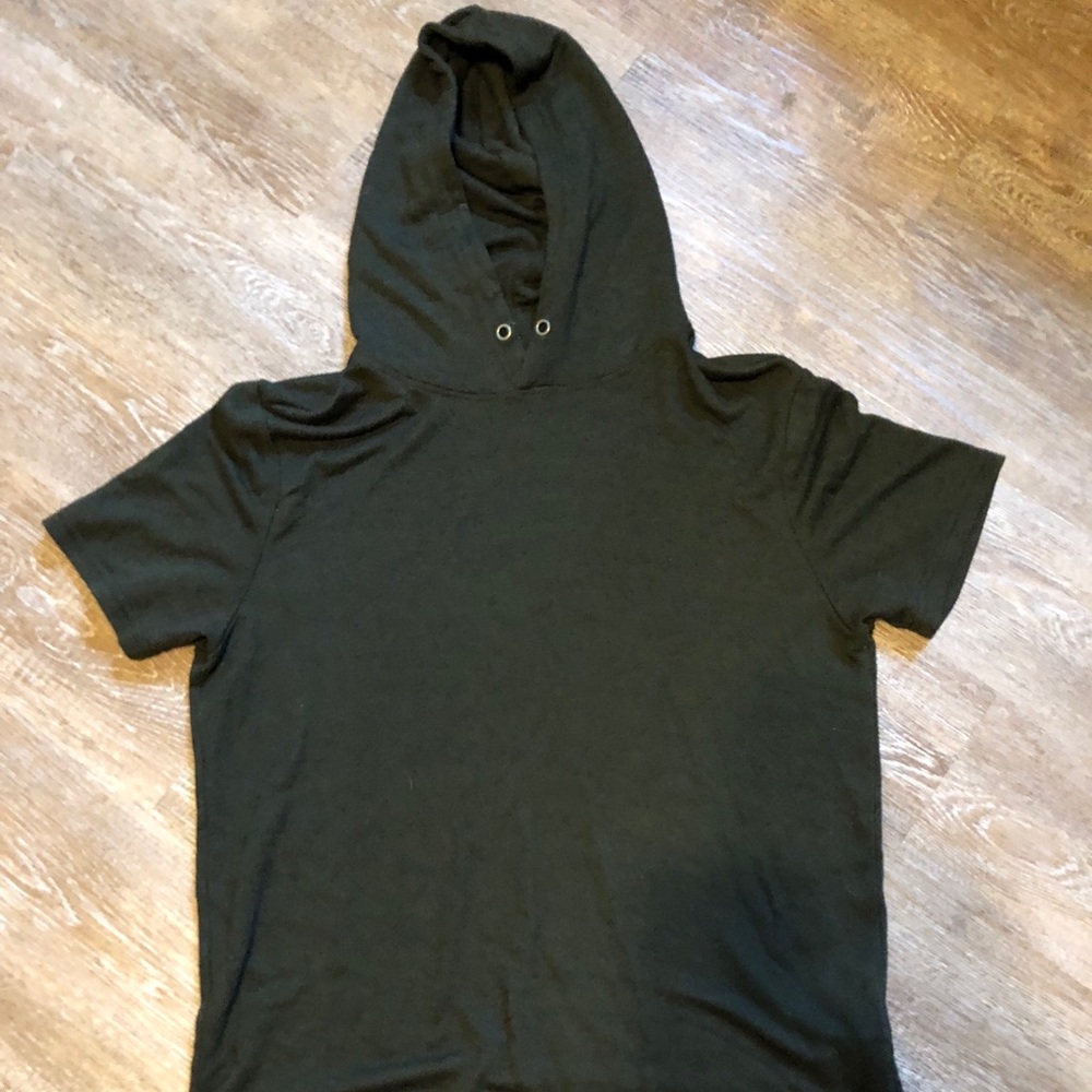 Forever 21 hoodie t-shirt